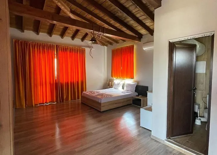 8 Arapya Aparthotel 3*